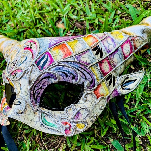 Venetian Silver Fairy Devil Horn Sexy Masquerade Mythical Women Party Eye Mask - Picture 5 of 5